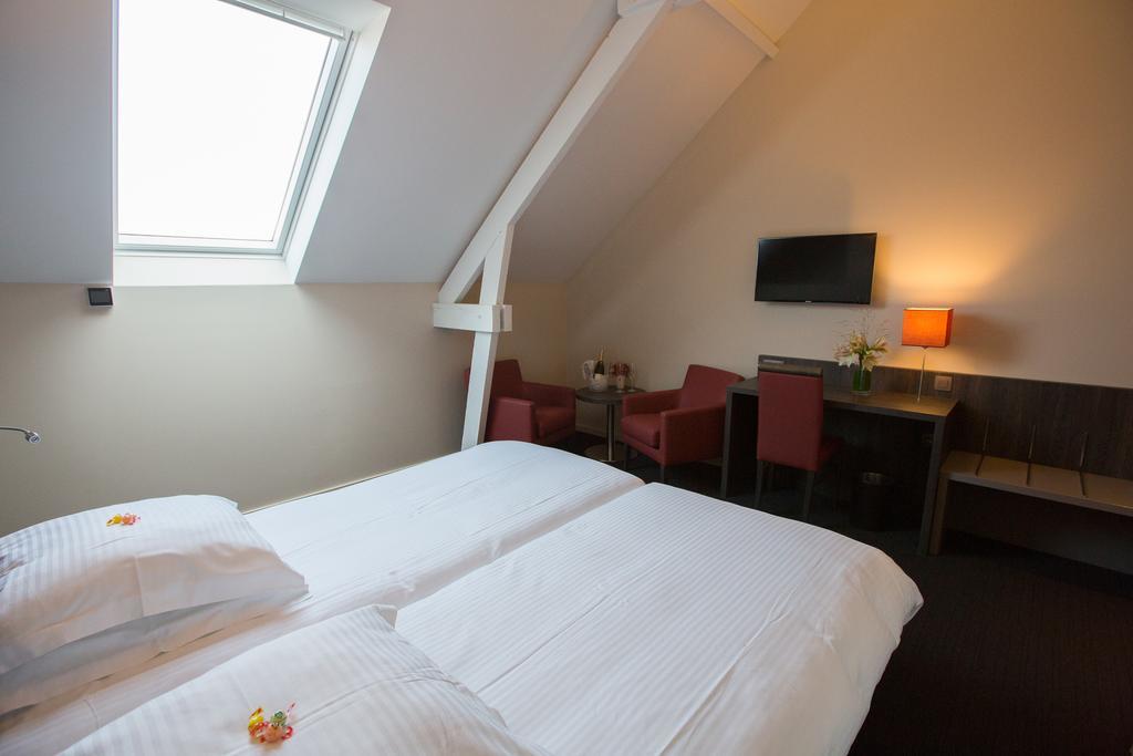 Albion Hotel Ieper Quarto foto