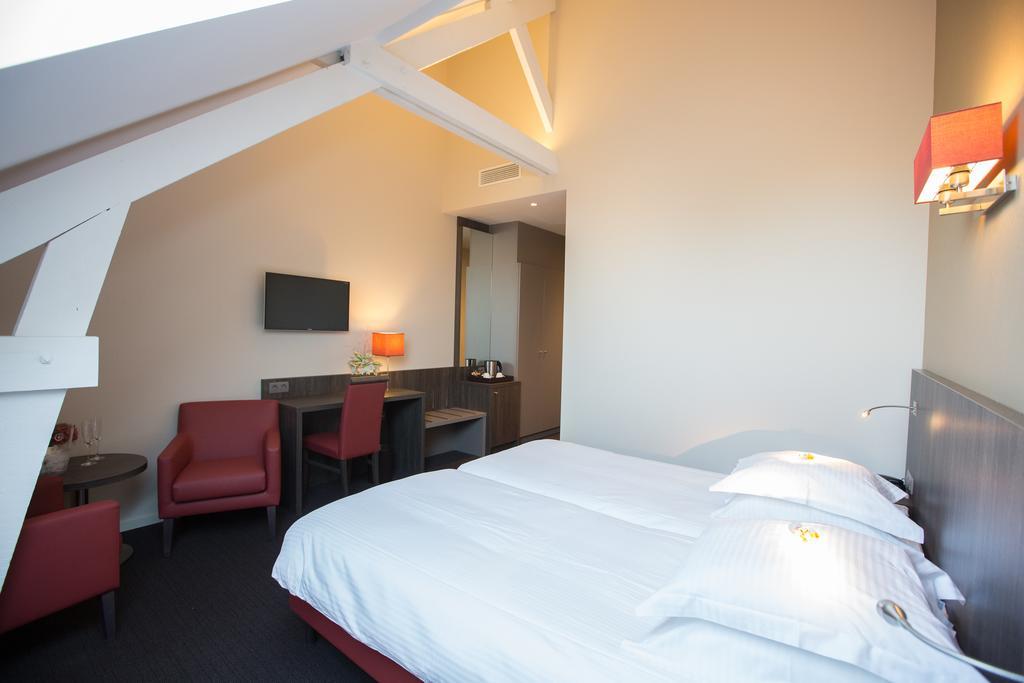 Albion Hotel Ieper Quarto foto