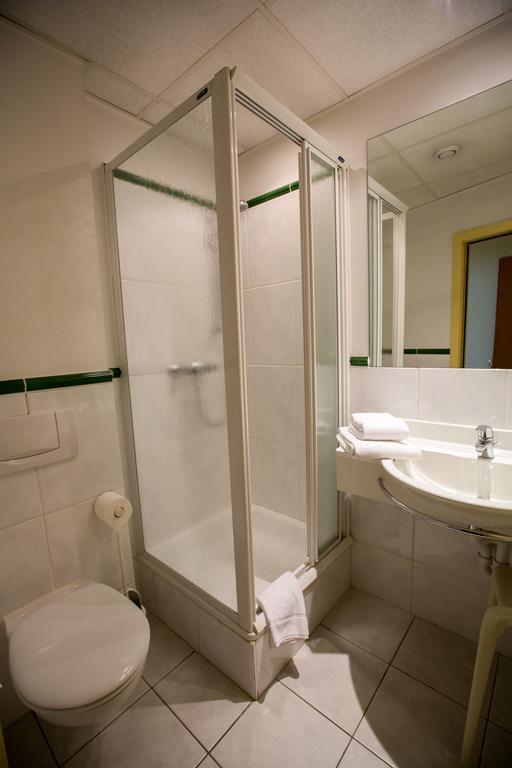 Albion Hotel Ieper Quarto foto